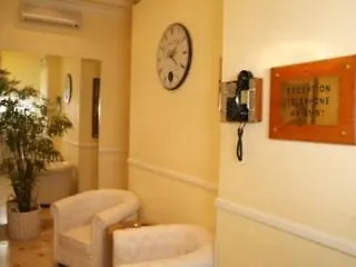Hotel Viennese Due à Rome